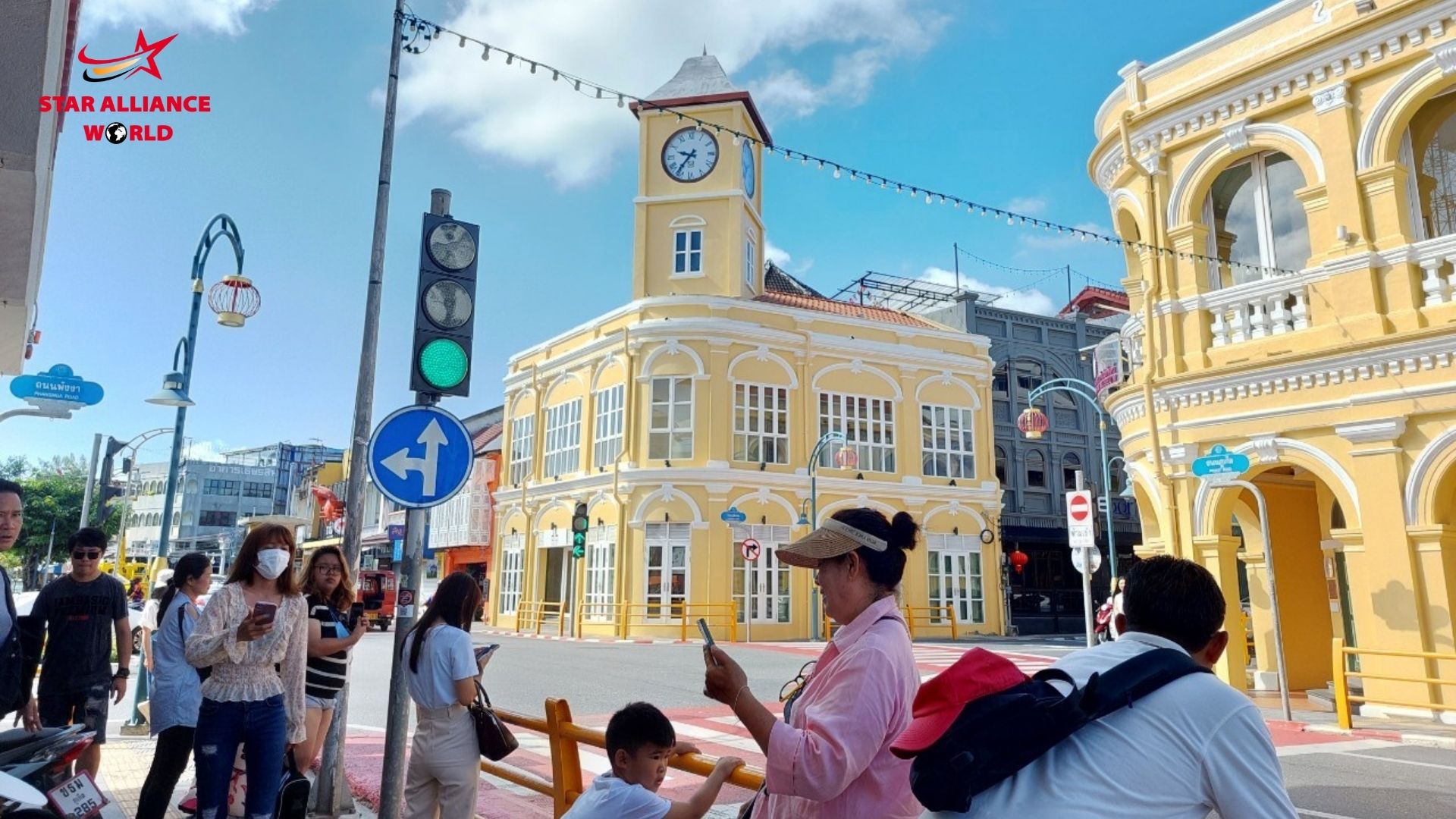 ชมตึกชิโนโปตุกีส ณ เมืองเก่าภูเก็ต