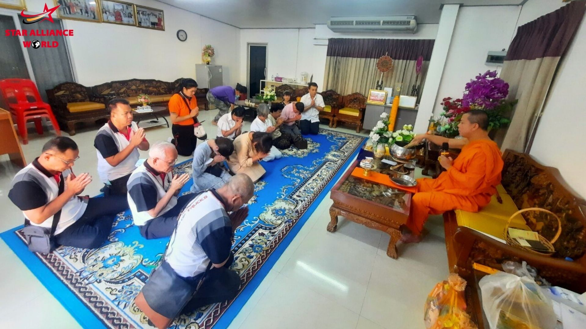 - ถวายสังฆทานเสริมสิริมงคล ณ วัดม่วง - 