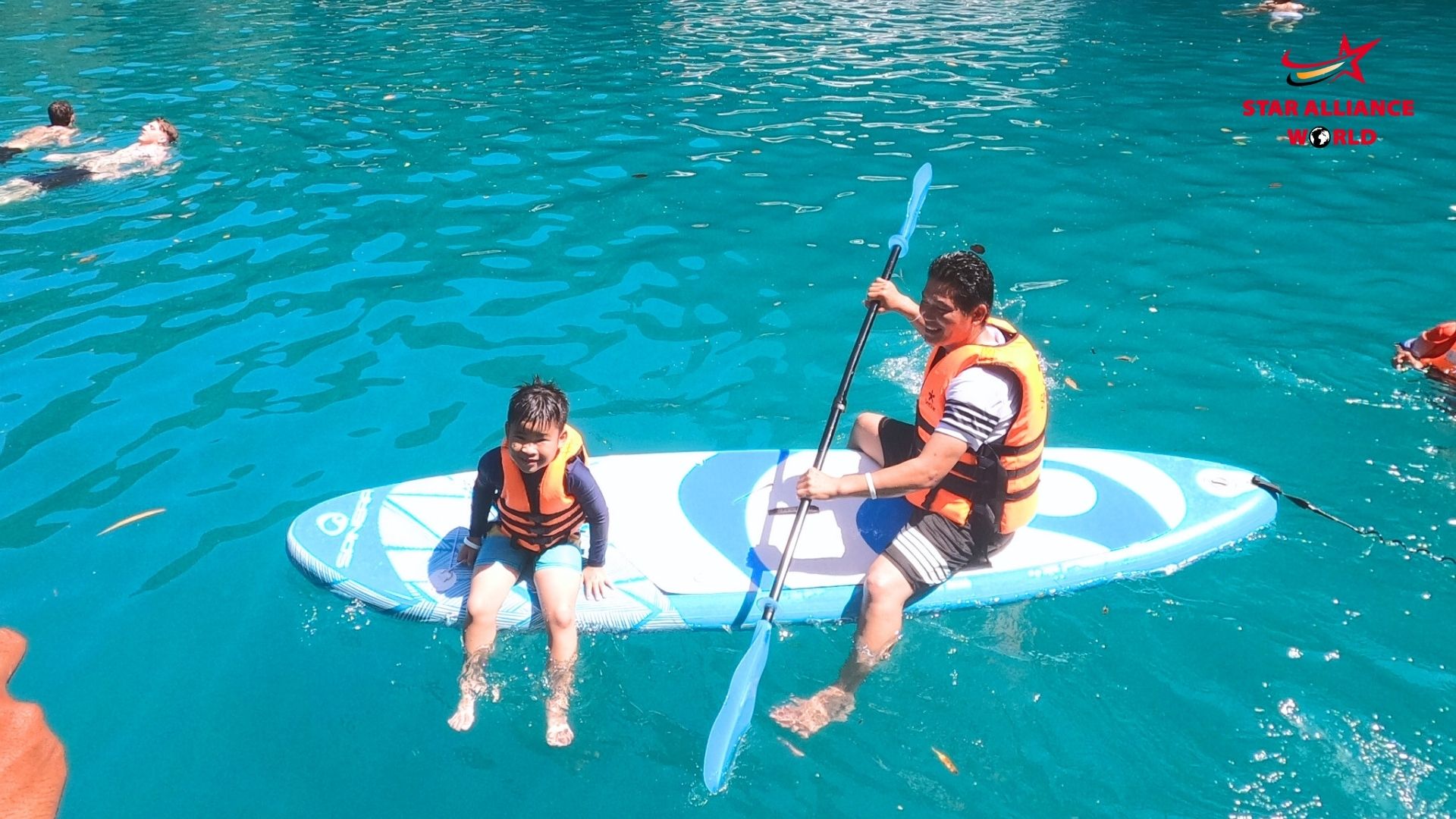 กิจกรรมพายเรือคายัค ณ อ่าวปิเละ