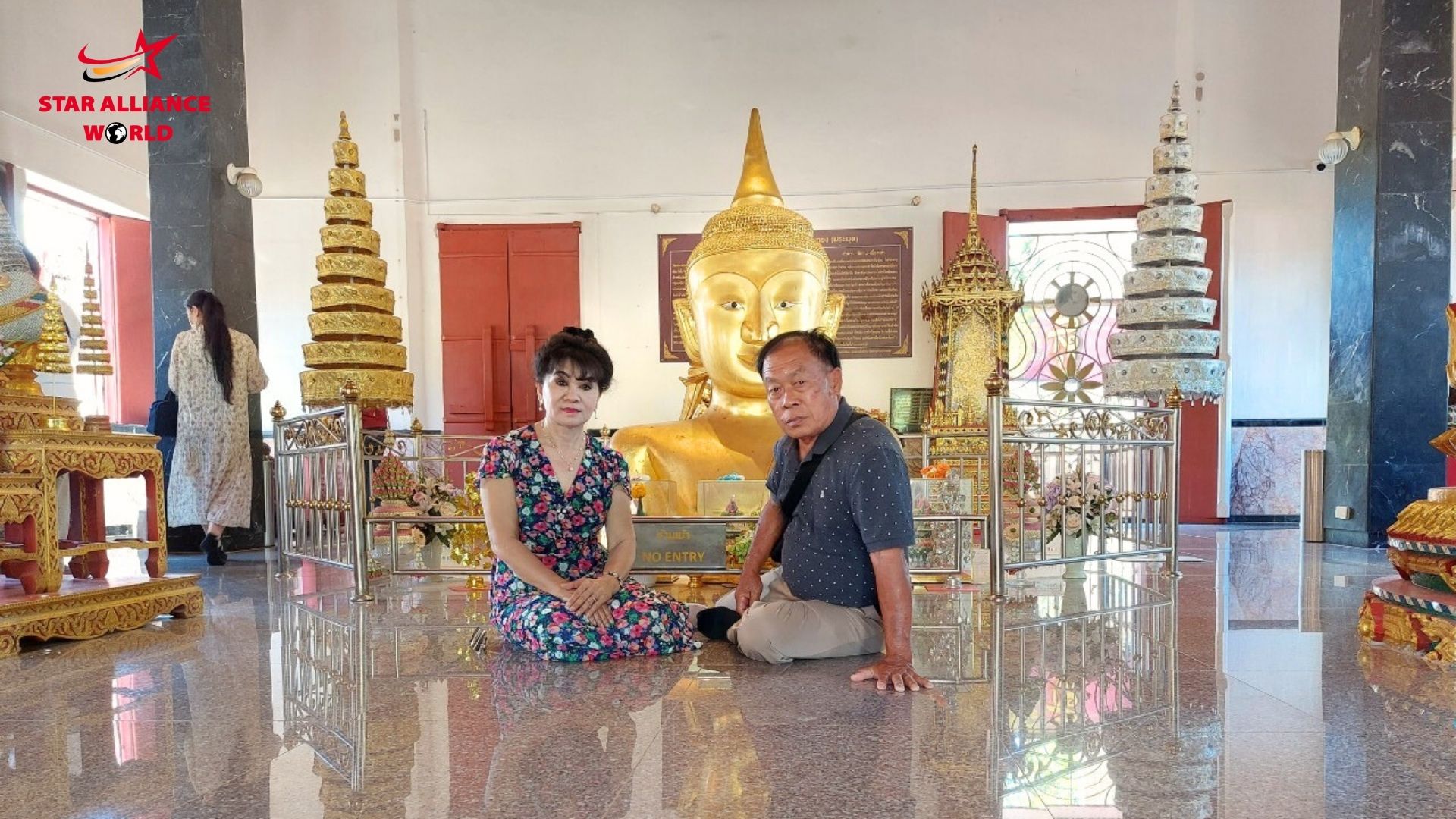 สักการะหลวงพ่อพระทอง ณ วัดพระทอง