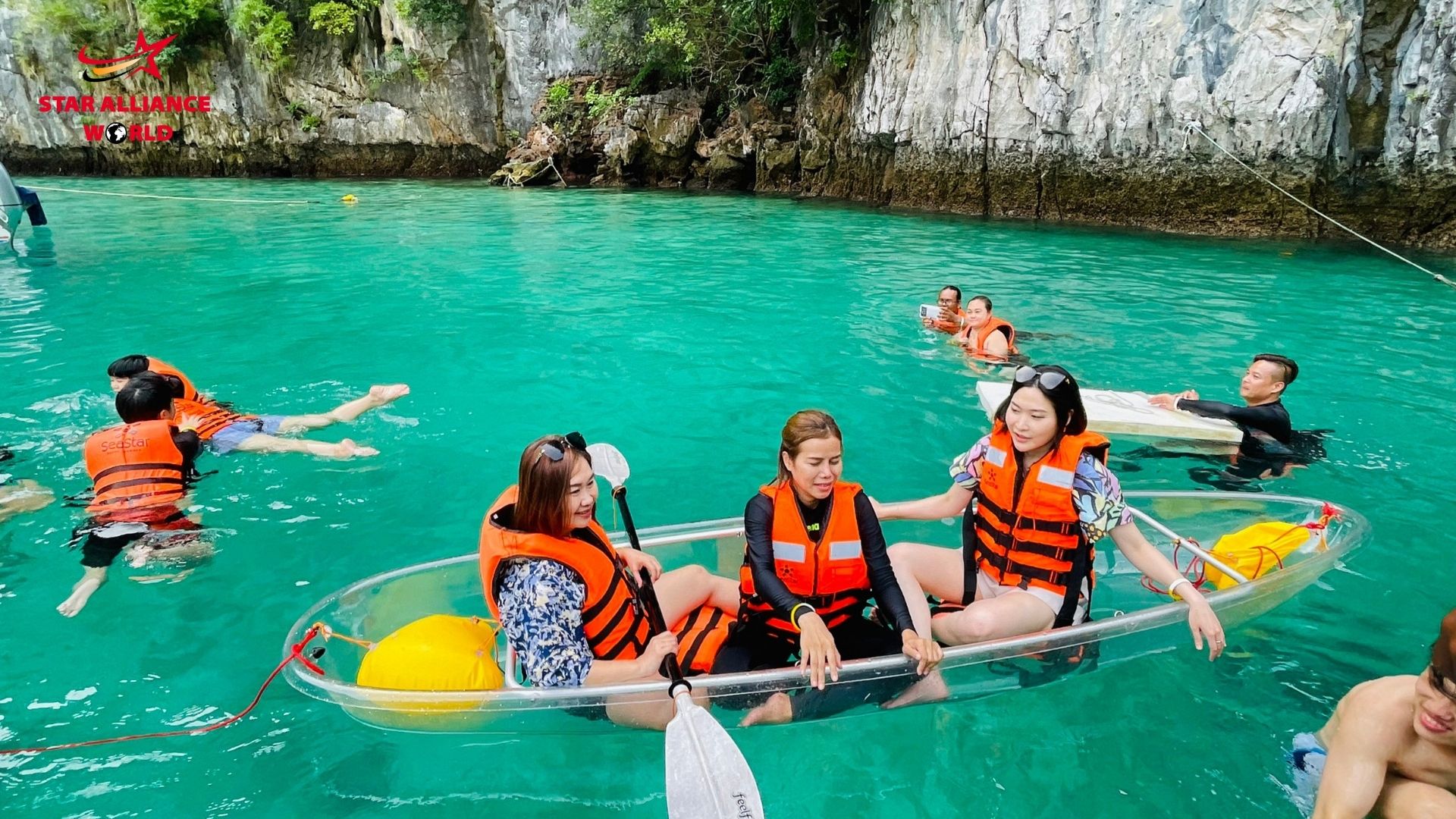 กิจกรรมพายเรือคายัค ณ อ่าวปิเละ