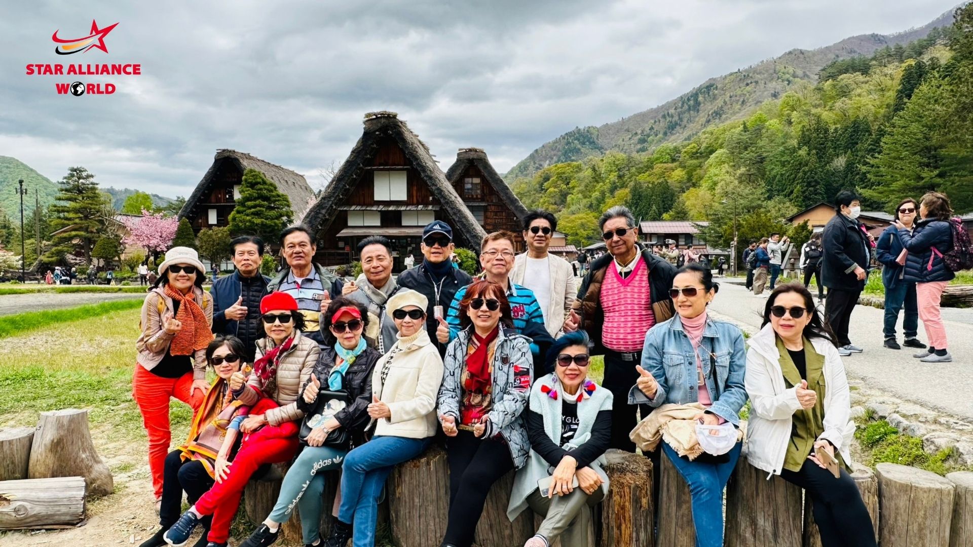 หมู่บ้านมรดกโลก ชิราคาวาโกะ (Shirakawa-go)