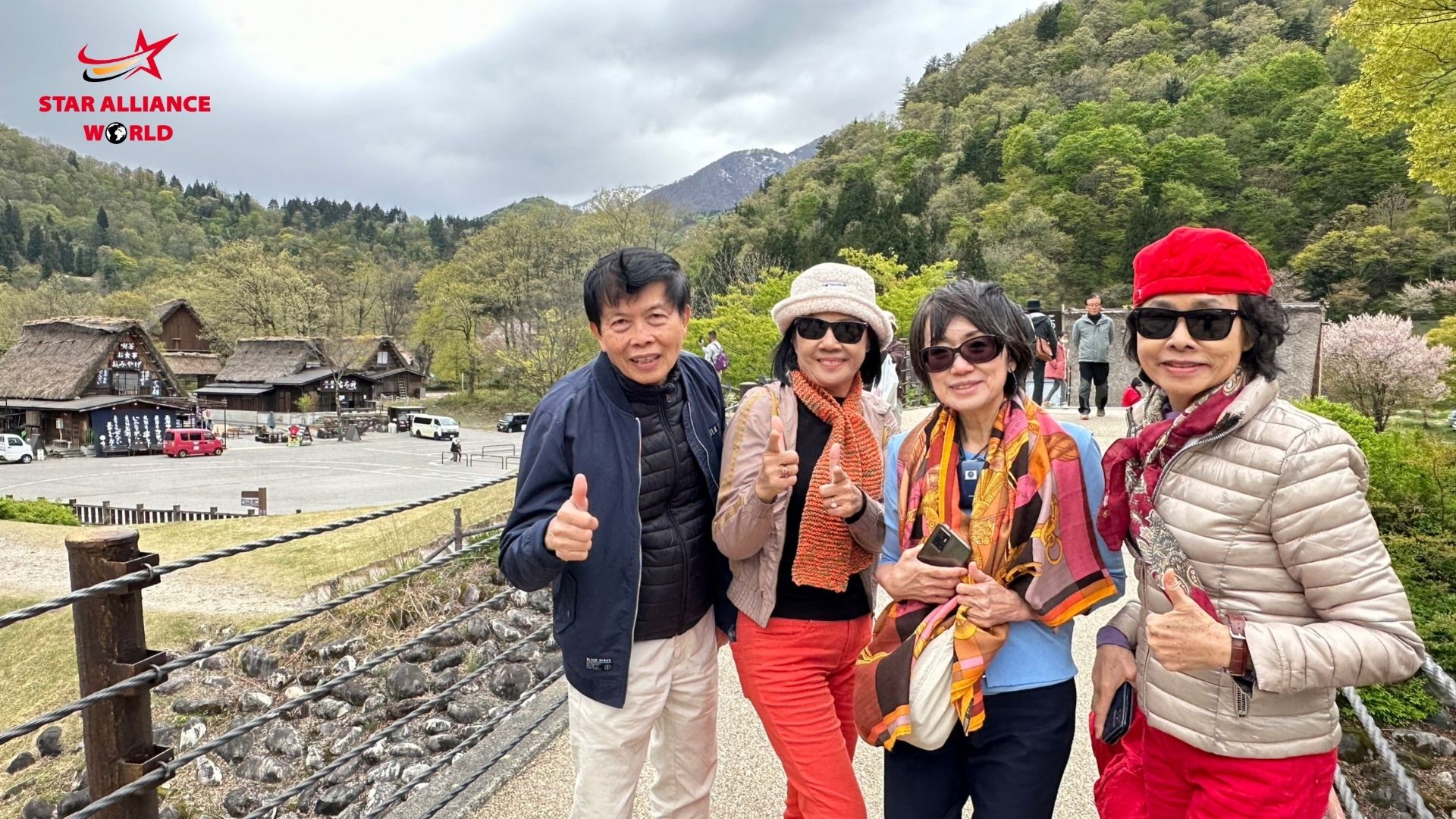 หมู่บ้านมรดกโลก ชิราคาวาโกะ (Shirakawa-go)