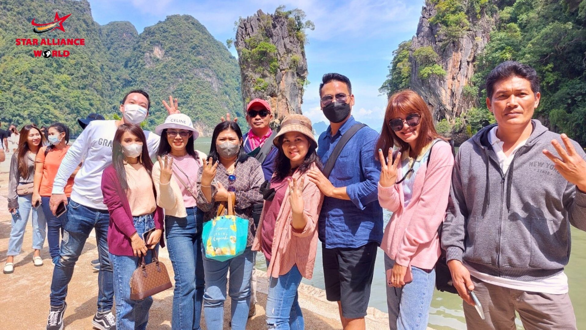 เขาตาปูหรือเกาะเจมส์บอนด์